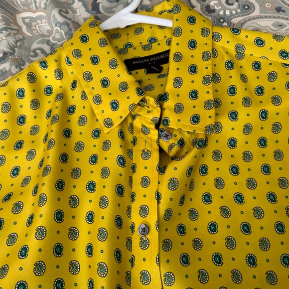 Banana Republic medium yellow blouse - Picture 6 of 6